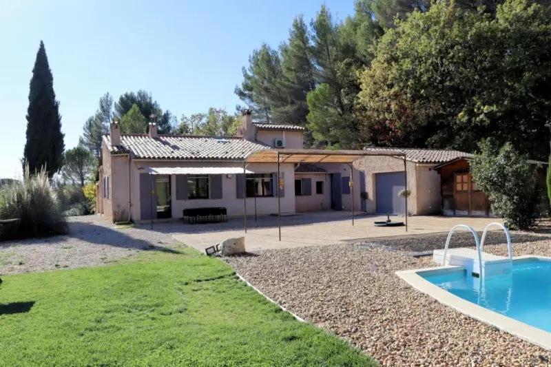 Villa Jolie Maison Avec Vue Imprenable, Piscine, Jeu De Boules, Calme Au Coeur Du Luberon *